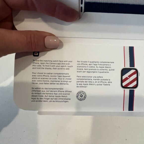 Apple Watch Watchband International Collection US Sport Loop Blue White Red NEW - Picture 6 of 10